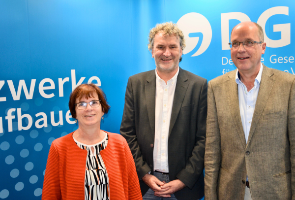 Die Gründungsmitglieder der DGG-Arbeitsgruppe Ambulante Geriatrie (v.l.): Christine Klasen, Chefärztin der Geriatrischen Rehaklinik am Krankenhaus St. Ingbert, DGG-Präsident Professor Markus Gosch und AG-Initiator Dr. Michael Stanke aus Hildesheim